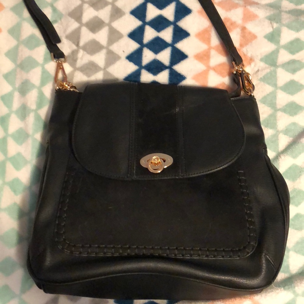 Black Crossbody Lauren Conrad Pocketbook